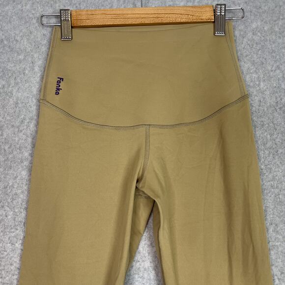 Fanka Beige Body Sculpt 7/8 Reversible Leggings Size Small - Picture 8 of 16